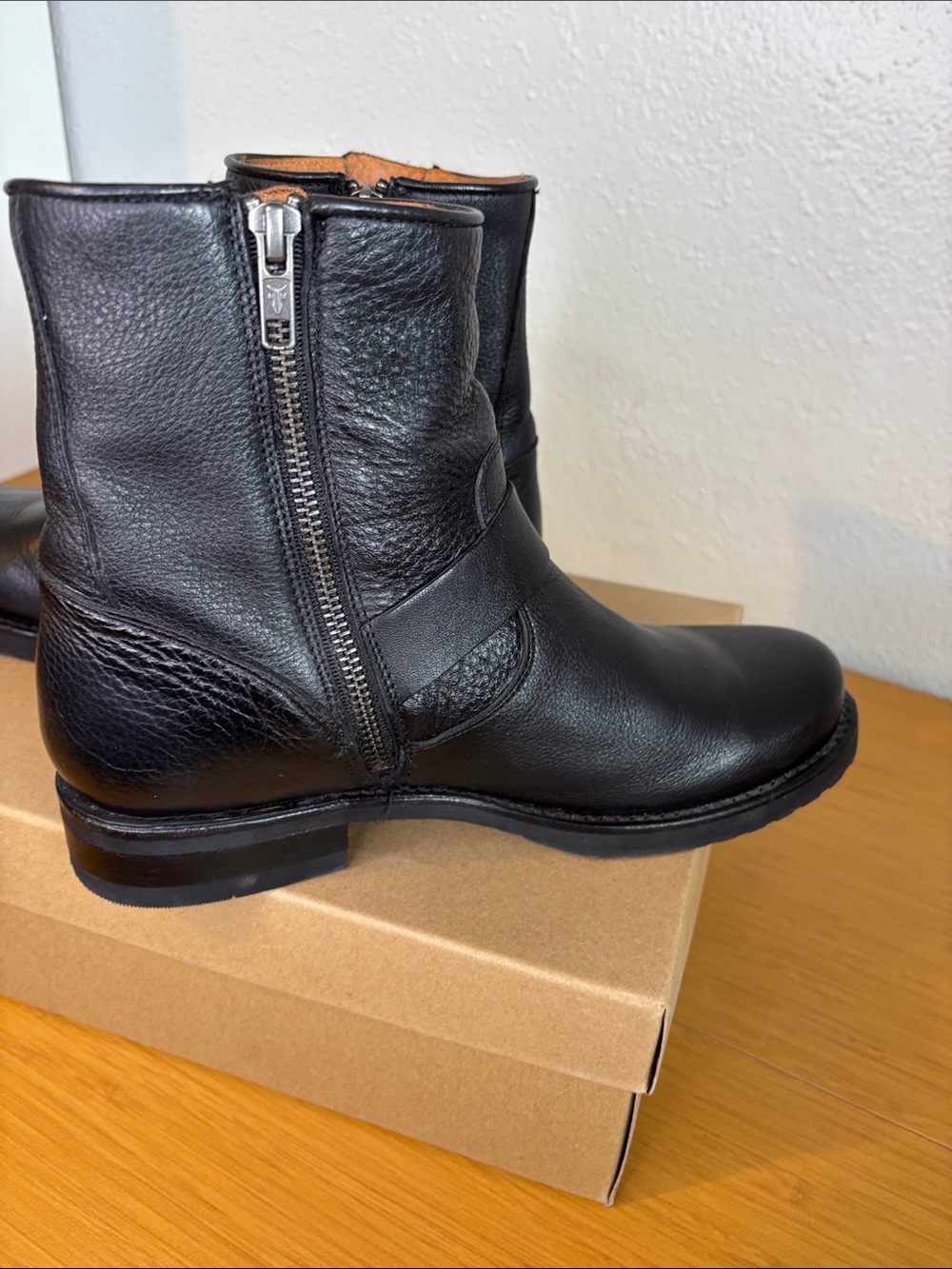 Frye Black Leather Engineer Boots with Buckle & Side Zip Women's - Picture 4 of 8